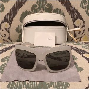 Dior Extralite 2 Sunglasses